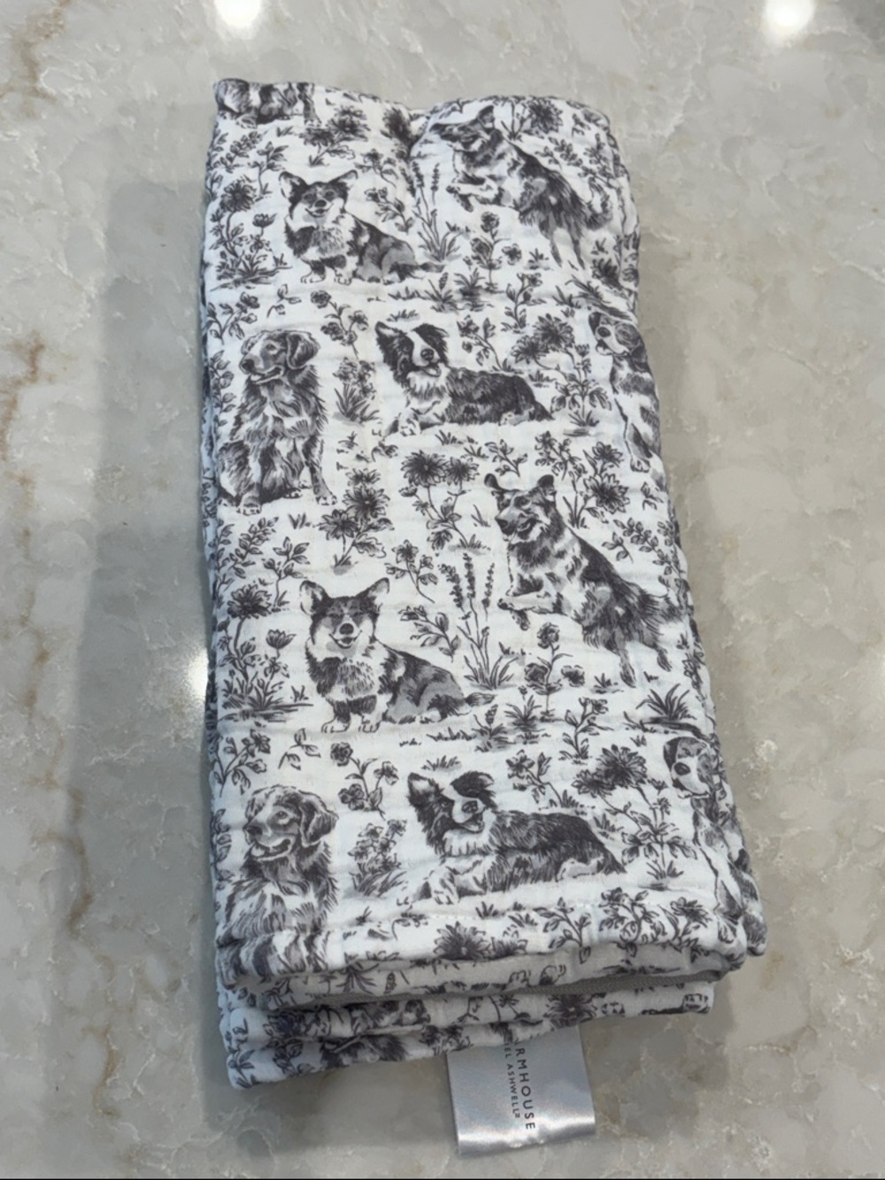 NWT The Farmhouse Rachel Ashwell gray and Dog Print Quilted dish towels